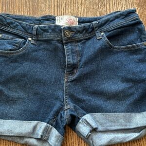 Pure Style sz 7 blue jean shorts